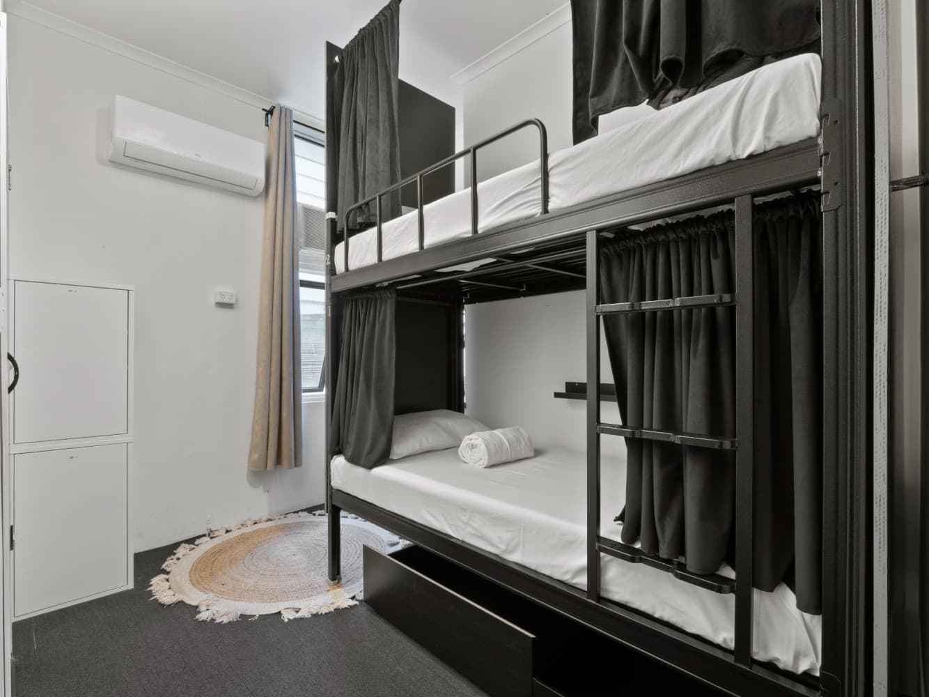Mixed Pod Twin with Ensuite Bathroom room preview