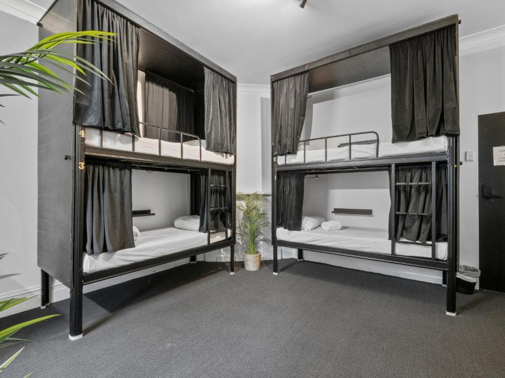 Private Room (for max 6 people) — Photo 2