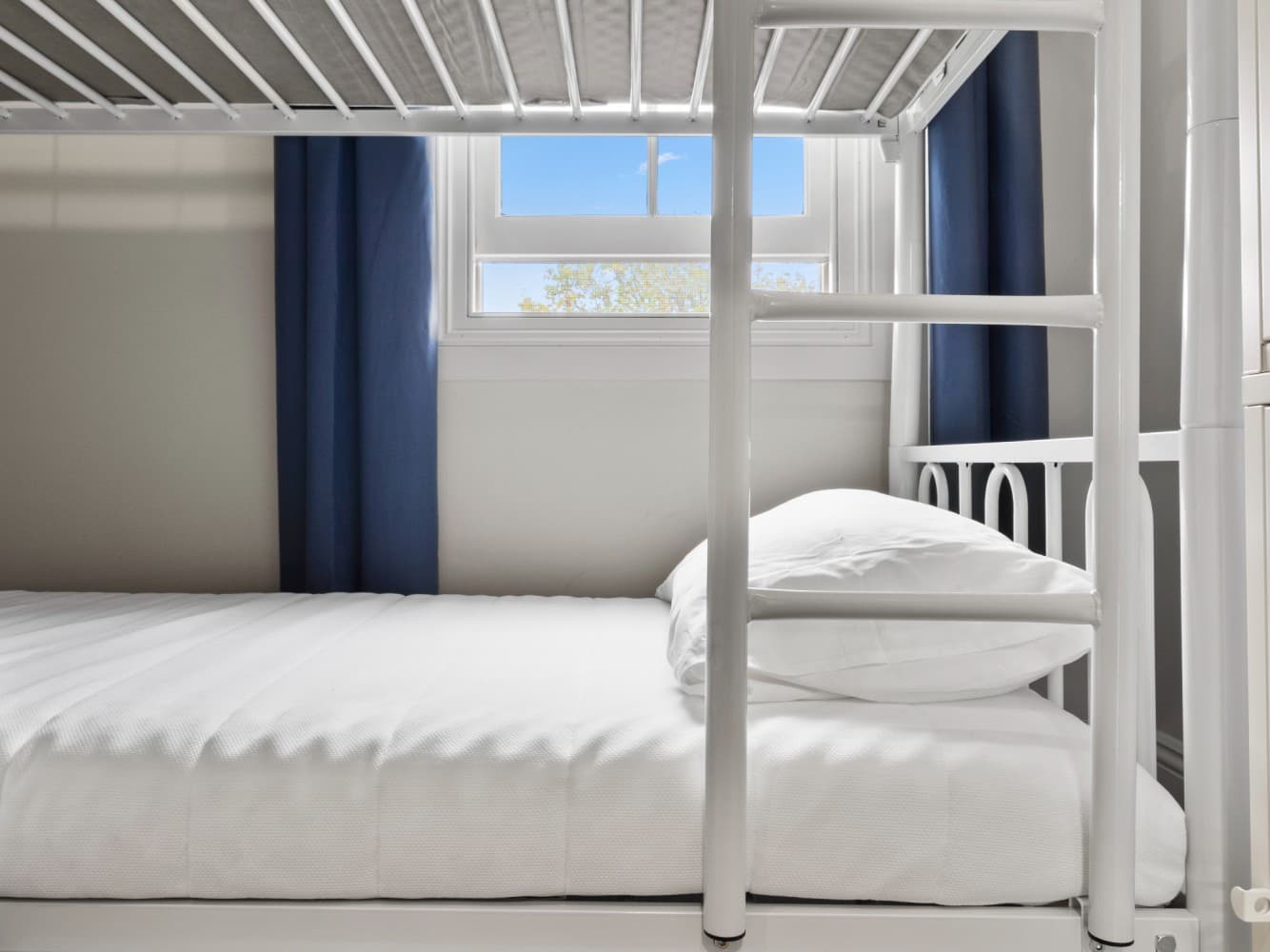 4 Beds Shared (Female Only) — Photo 2